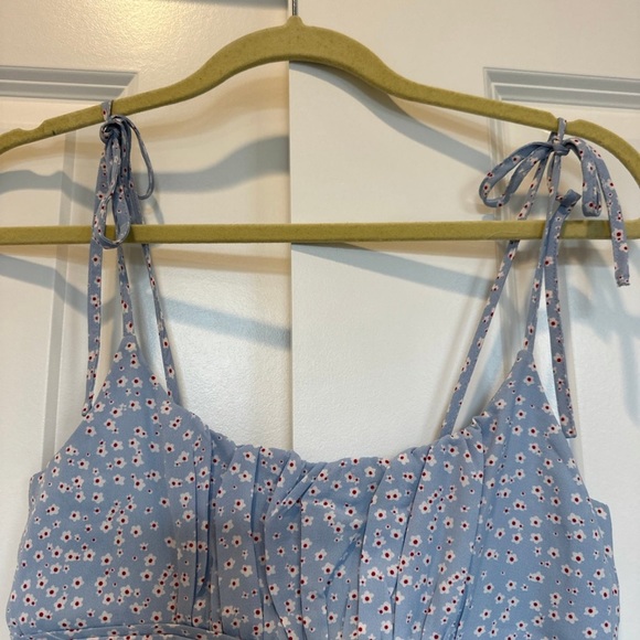 Hello Molly Dress - Picture 3 of 5